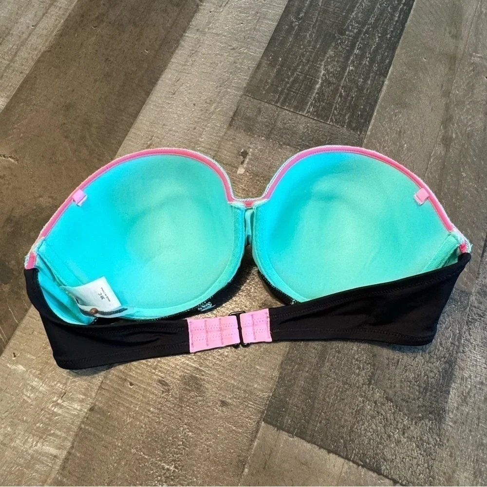 NWOT Shade & Shore Bandeau Bikini Top size 38C